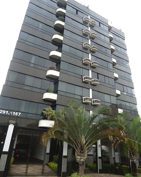 Imperd�vel apartamento � venda em Porto Alegre/Rs, Jardim Planalto, com 3 quartos, 1 su�te e 193,01m�! 3