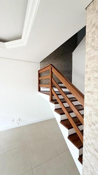 CASA CONDOM�NIO RESIDENCIAL em Porto Alegre - Rio Grande do Sul, Sarandi 17
