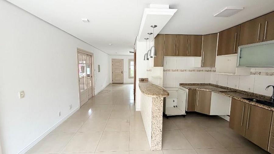 CASA CONDOM�NIO RESIDENCIAL em Porto Alegre - Rio Grande do Sul, Sarandi 12