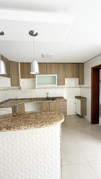 CASA CONDOM�NIO RESIDENCIAL em Porto Alegre - Rio Grande do Sul, Sarandi 29