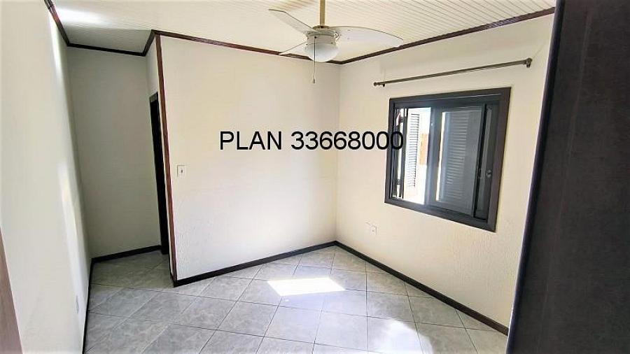 Excelente casa t�rrea com um p�tio amplo. 20