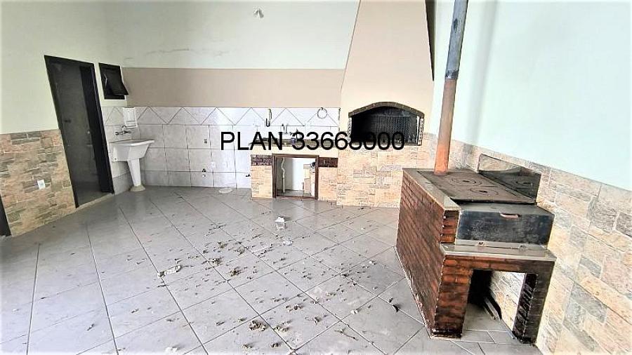 Excelente casa t�rrea com um p�tio amplo. 6