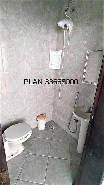 Excelente casa t�rrea com um p�tio amplo. 8