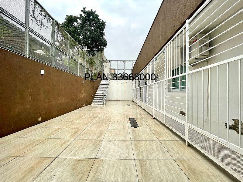 PORTO ALEGRE- CASA MODERNA E AMPLA. 34