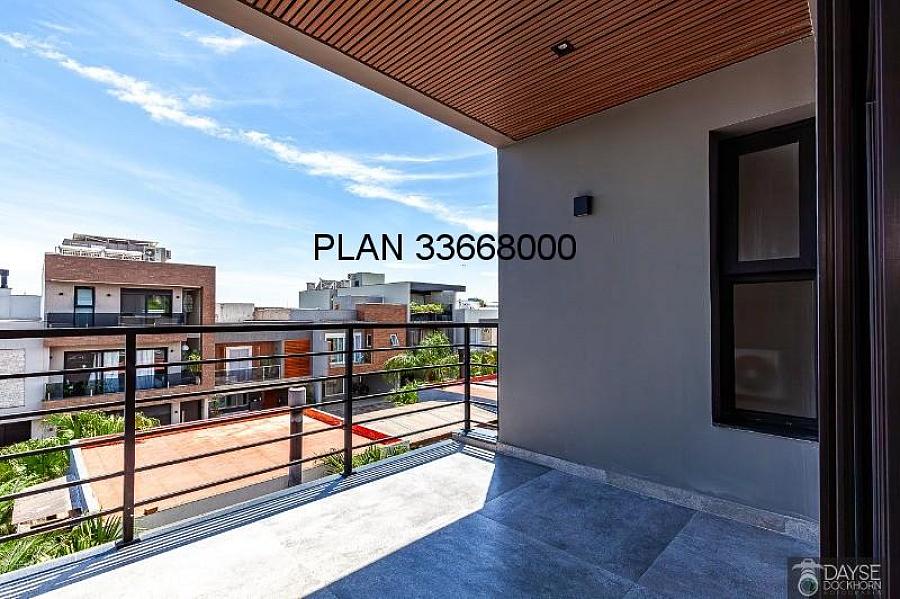 Luxuosa casa em condom�nio no Ecoville, Porto Alegre-RS: 4 quartos, 4 su�tes, 2 salas, 5 banheiros, 3 vagas de garagem, 450m�. Venha conferir! 15