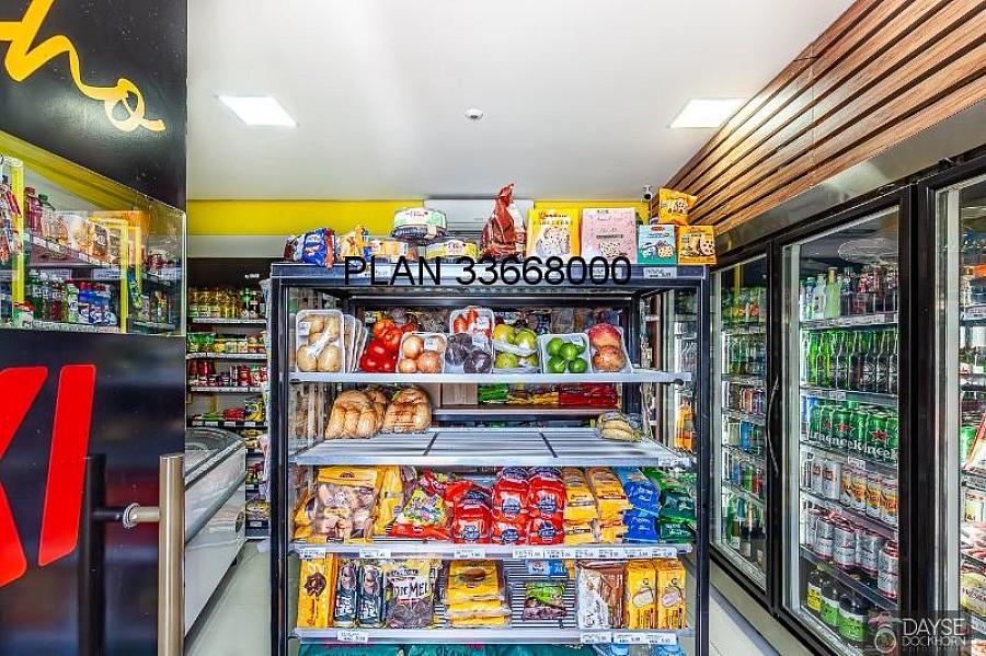 Luxuosa casa em condom�nio no Ecoville, Porto Alegre-RS: 4 quartos, 4 su�tes, 2 salas, 5 banheiros, 3 vagas de garagem, 450m�. Venha conferir! 62