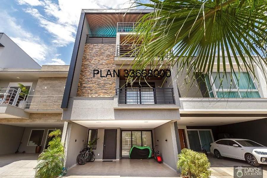 Luxuosa casa em condom�nio no Ecoville, Porto Alegre-RS: 4 quartos, 4 su�tes, 2 salas, 5 banheiros, 3 vagas de garagem, 450m�. Venha conferir! 1
