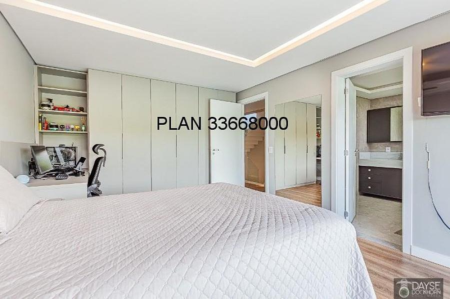 Luxuosa casa em condom�nio no Ecoville, Porto Alegre-RS: 4 quartos, 4 su�tes, 2 salas, 5 banheiros, 3 vagas de garagem, 450m�. Venha conferir! 17