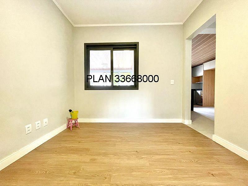 CASA T�RREA COM P�TIO AMPLO 8
