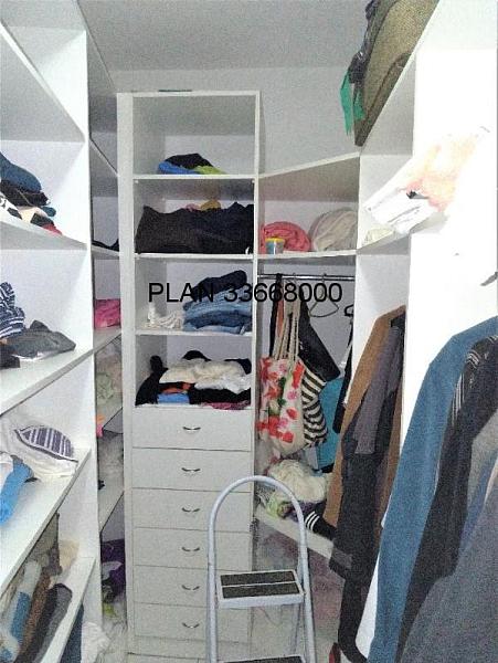 Casa em terreno amplo no Condom�nio Igua�u. 15