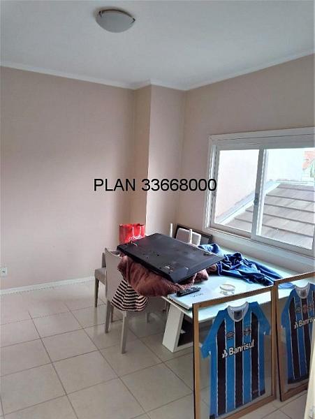Casa em terreno amplo no Condom�nio Igua�u. 22