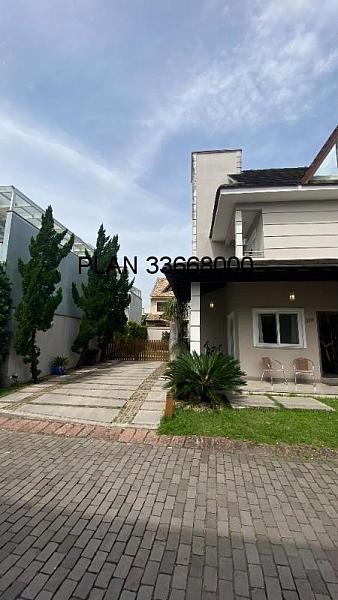 CASA CONDOM�NIO RESIDENCIAL em Porto Alegre - Rio Grande do Sul, Sarandi 46
