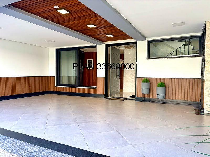 Impec�vel, Aconchegante, Decorada e Mobiliada casa no condom�nio Igua�u 3
