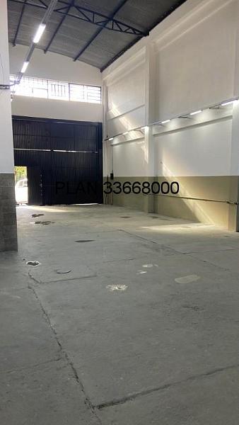 Oportunidade Imperd�vel: Galp�o Comercial � Venda em Porto Alegre-RS, Bairro Passo da Areia, 1 Sala, 2 Banheiros, 3 Vagas, 290m�! 9