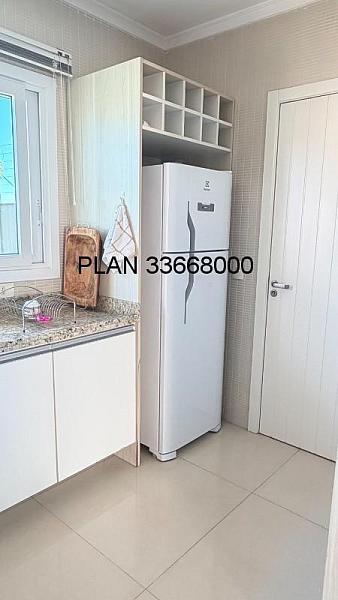 CASA RESIDENCIAL em Porto Alegre - Rio Grande do Sul, Sarandi 32