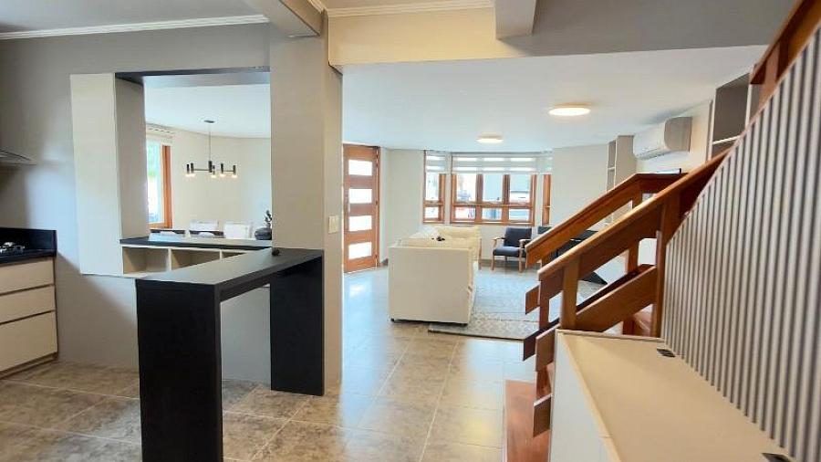 CASA CONDOM�NIO RESIDENCIAL em Porto Alegre - Rio Grande do Sul, Sarandi 14