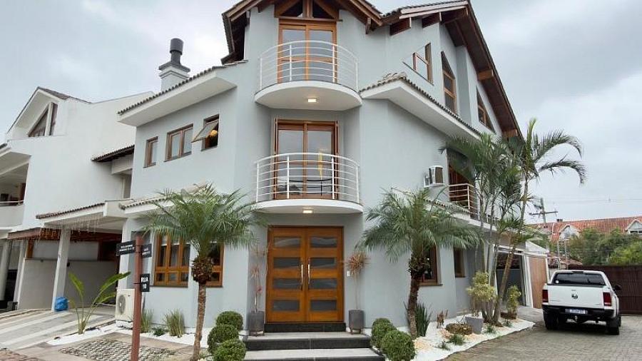 CASA CONDOM�NIO RESIDENCIAL em Porto Alegre - Rio Grande do Sul, Sarandi 4