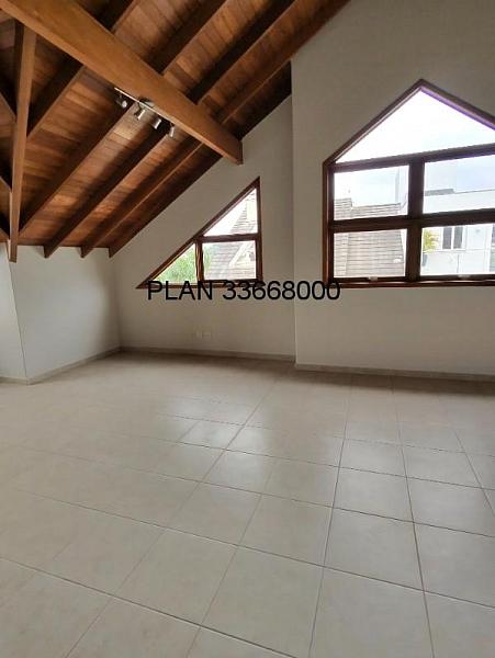 CASA CONDOM�NIO RESIDENCIAL em Porto Alegre - Rio Grande do Sul, Sarandi 69