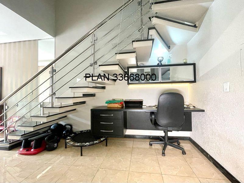 03 dormit�rios, sendo uma su�te master com banheira de hidromassagem, uma su�te americana + um quarto. 5