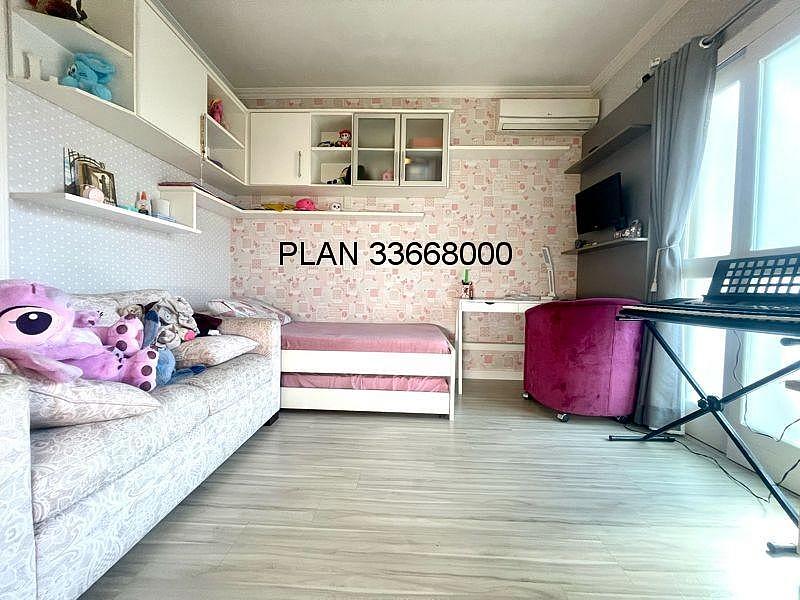 03 dormit�rios, sendo uma su�te master com banheira de hidromassagem, uma su�te americana + um quarto. 35