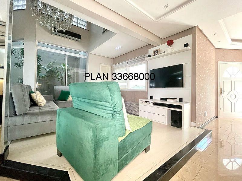 03 dormit�rios, sendo uma su�te master com banheira de hidromassagem, uma su�te americana + um quarto. 13