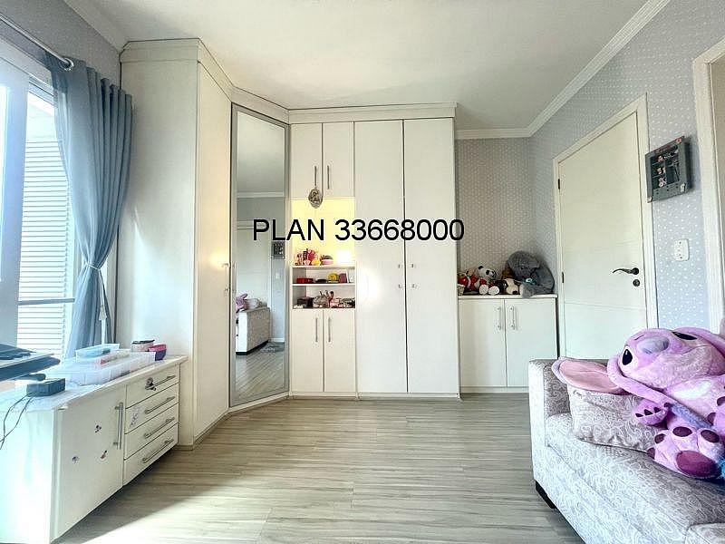 03 dormit�rios, sendo uma su�te master com banheira de hidromassagem, uma su�te americana + um quarto. 37