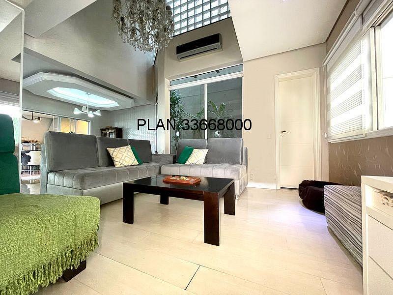 03 dormit�rios, sendo uma su�te master com banheira de hidromassagem, uma su�te americana + um quarto. 9