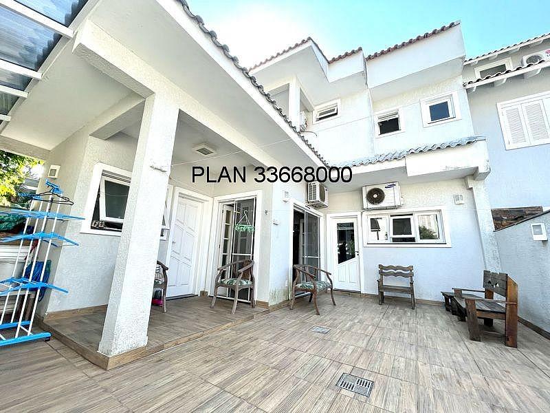 03 dormit�rios, sendo uma su�te master com banheira de hidromassagem, uma su�te americana + um quarto. 25