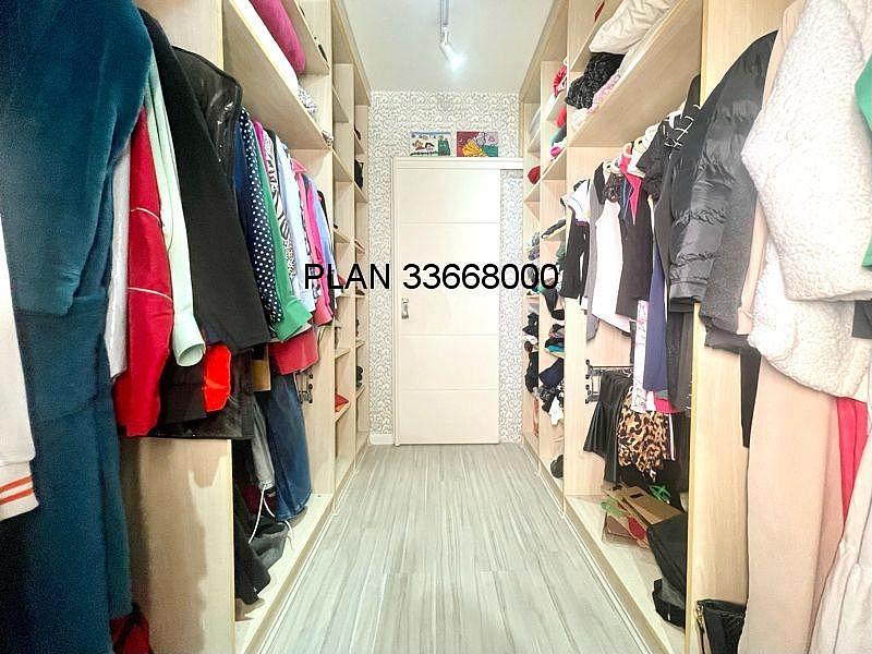 03 dormit�rios, sendo uma su�te master com banheira de hidromassagem, uma su�te americana + um quarto. 44