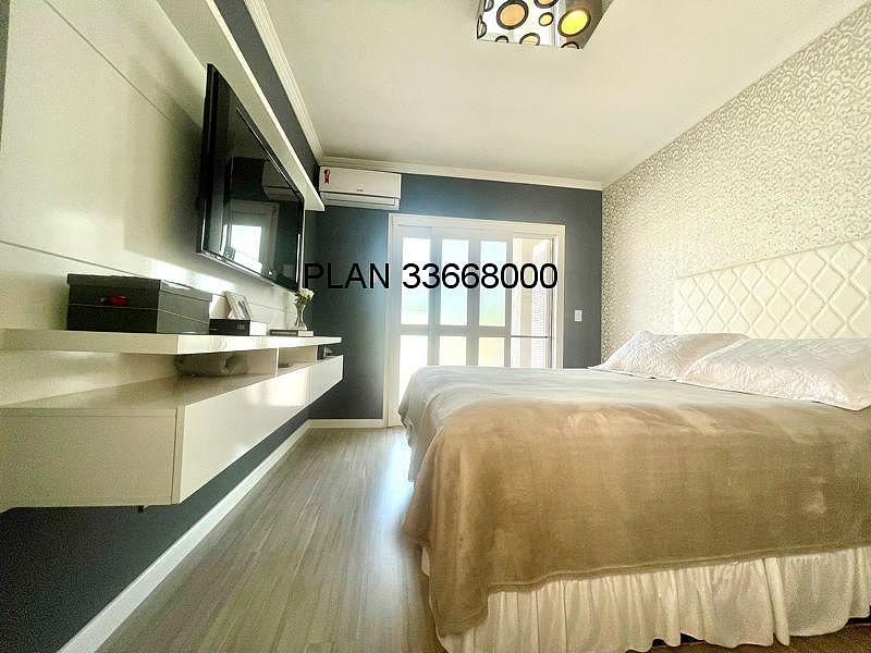 03 dormit�rios, sendo uma su�te master com banheira de hidromassagem, uma su�te americana + um quarto. 39