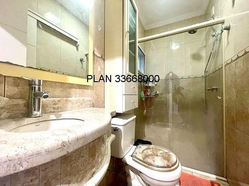 03 dormit�rios, sendo uma su�te master com banheira de hidromassagem, uma su�te americana + um quarto. 34
