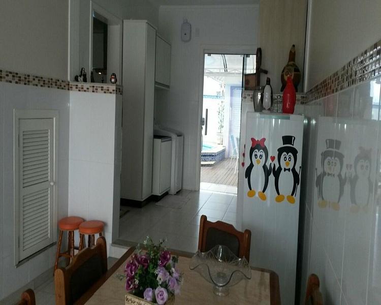 CASA RESIDENCIAL em Porto Alegre - Rio Grande do Sul, Sarandi 6