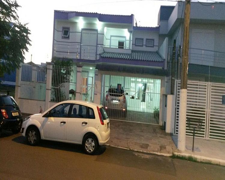 CASA RESIDENCIAL em Porto Alegre - Rio Grande do Sul, Sarandi 1