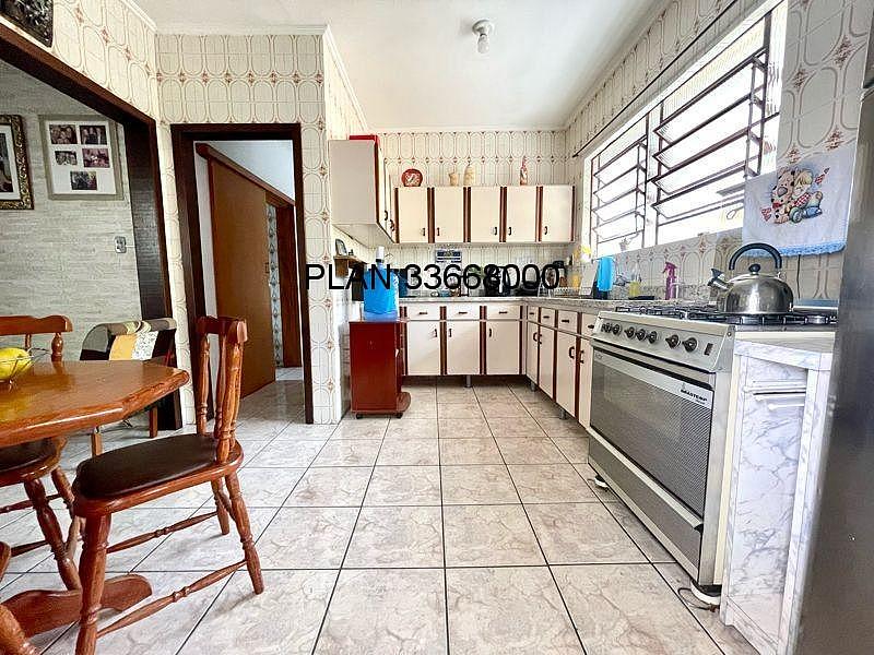 RUA CORREA DE MELO 23