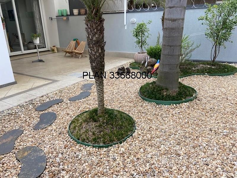 CASA CONDOM�NIO 18