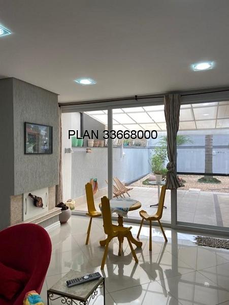 CASA CONDOM�NIO 10