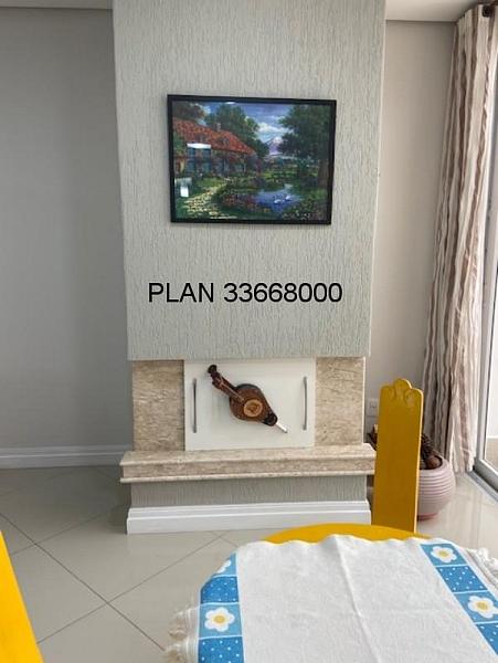 CASA CONDOM�NIO 22