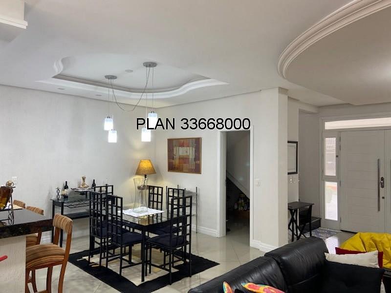 CASA CONDOM�NIO 13