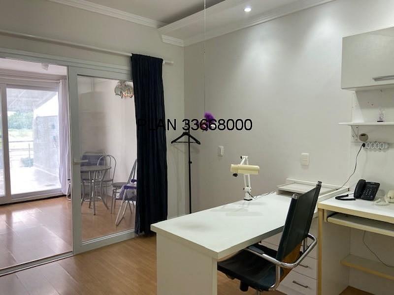 CASA CONDOM�NIO 27