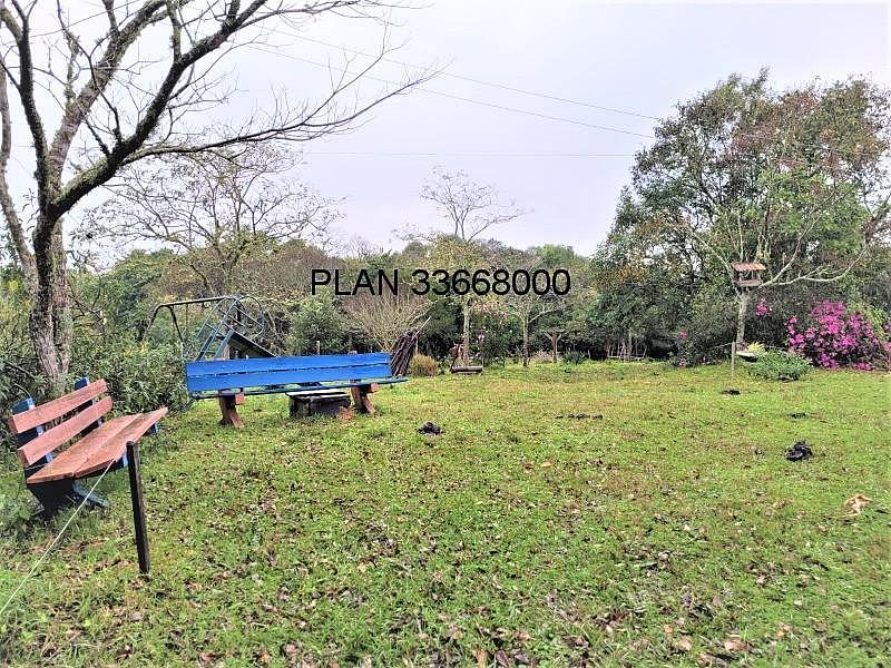 sitio em Mariana Pimentel. 21