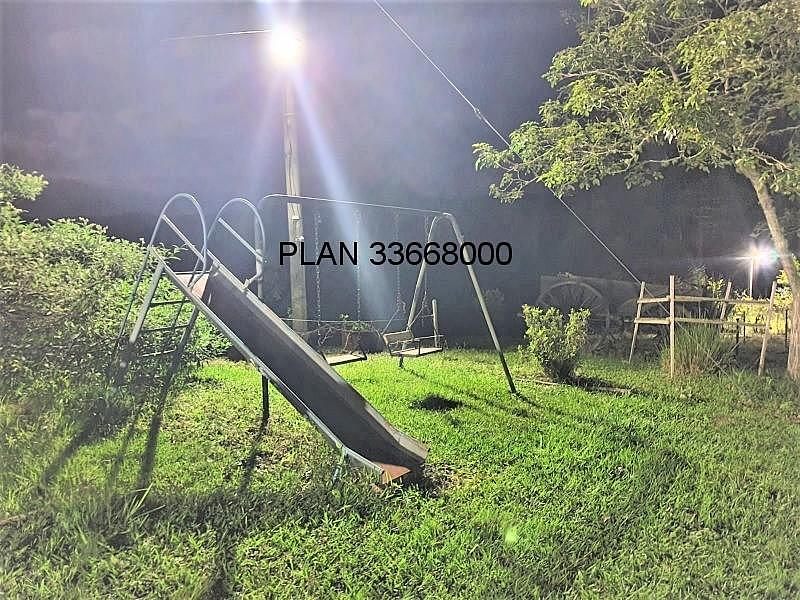 sitio em Mariana Pimentel. 28