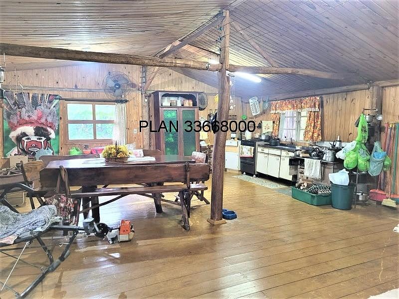 sitio em Mariana Pimentel. 8