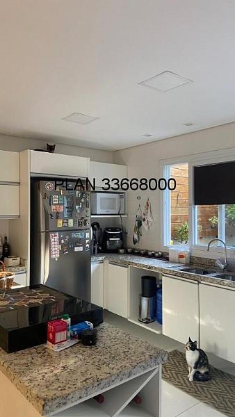 Casa de luxo no condom�nio Ecoville em Porto Alegre-RS: 3 quartos, 1 su�te, 2 salas, 2 vagas de garagem e 212m� de �rea. 6