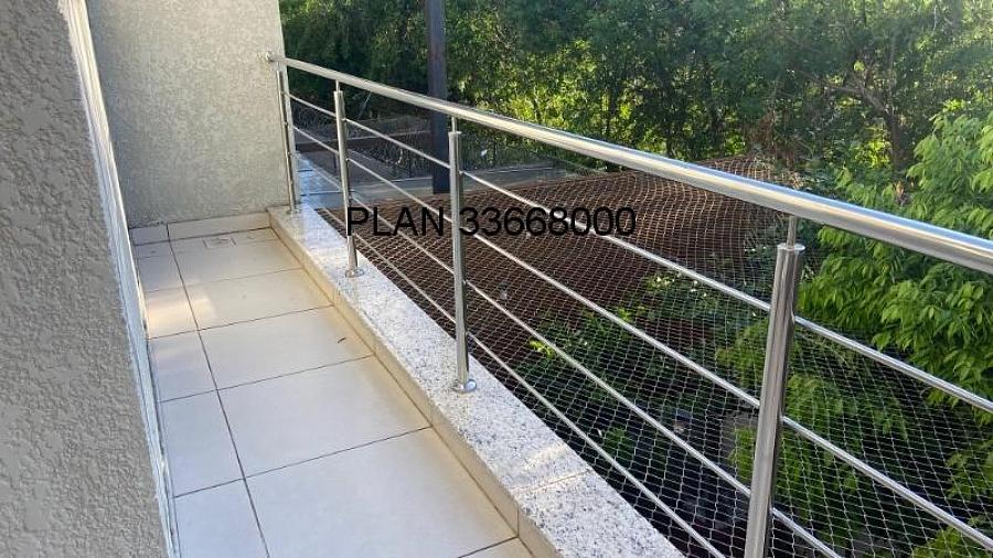 Casa de luxo no condom�nio Ecoville em Porto Alegre-RS: 3 quartos, 1 su�te, 2 salas, 2 vagas de garagem e 212m� de �rea. 24