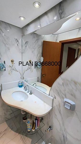 Excelente cobertura pr�ximo da Avenida Benno Mentz 24