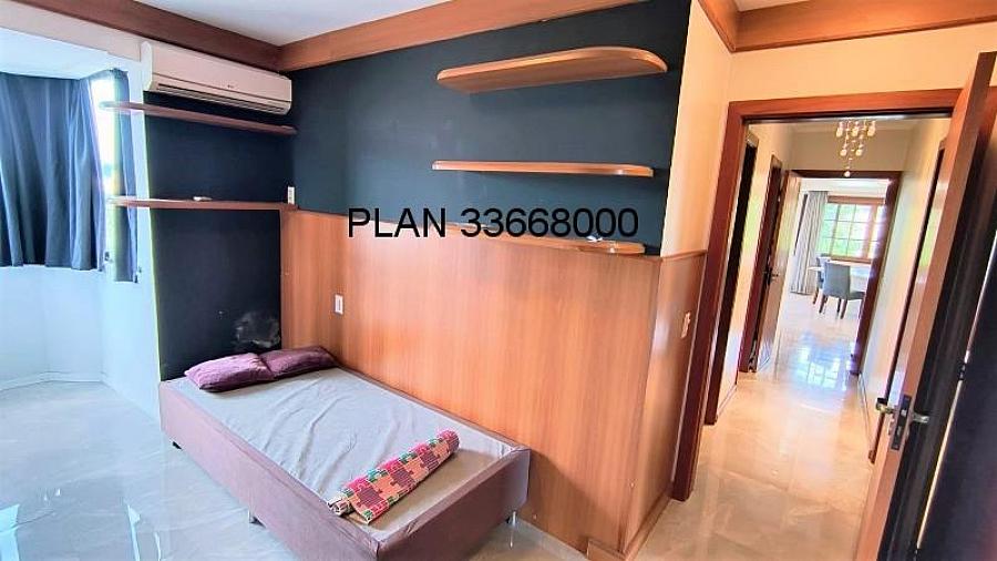 Excelente cobertura pr�ximo da Avenida Benno Mentz 25