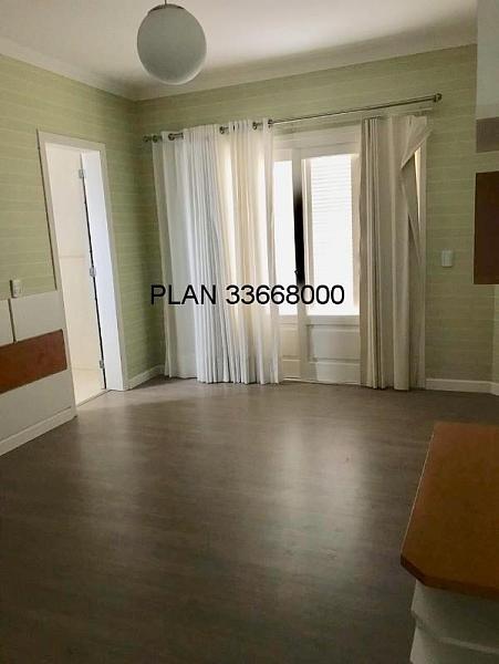 CASA RESIDENCIAL em Porto Alegre - Rio Grande do Sul, Sarandi 8