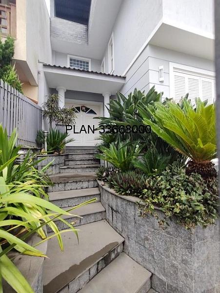 PLAN VENDE CASA NA RUA LAGOA DO PEIXE COM 330 METROS. �NICA RUA SEM SAIDA MONITPRADA POR CAMERAS DO ECOVILLE. 14