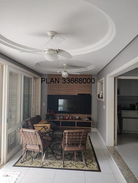 PLAN VENDE CASA NA RUA LAGOA DO PEIXE COM 330 METROS. �NICA RUA SEM SAIDA MONITPRADA POR CAMERAS DO ECOVILLE. 18