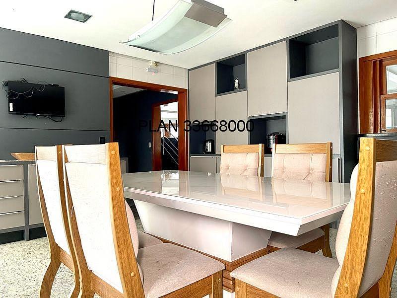 Casa com Elevador 18